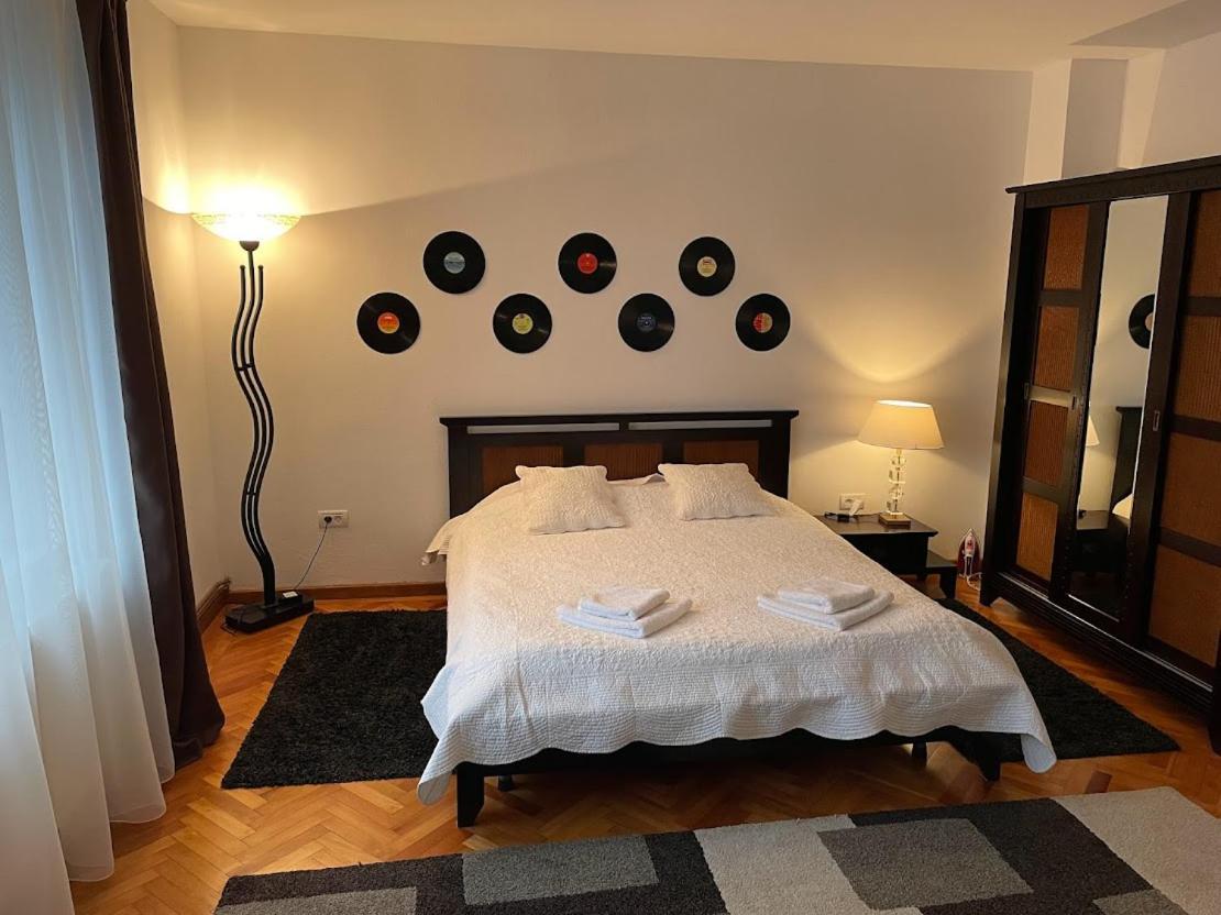 Crisan 40 Casa Muntean 100Mp 3Camere 3Paturi 1 Canapea 2 Dormitoare Parcare Тимишоара Екстериор снимка